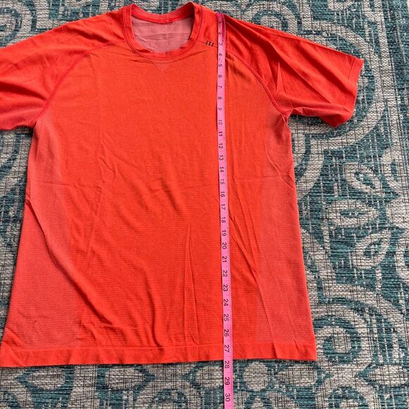 Lululemon Metal Vent Tech Short Sleeve Shirt in Neon Orange - Size L - Picture 8 of 10